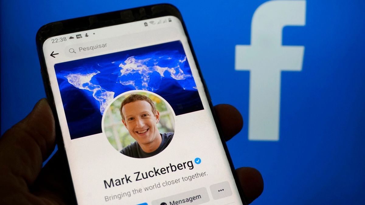 Přitvrdíme proti Facebooku, slibují Evropská unie i USA